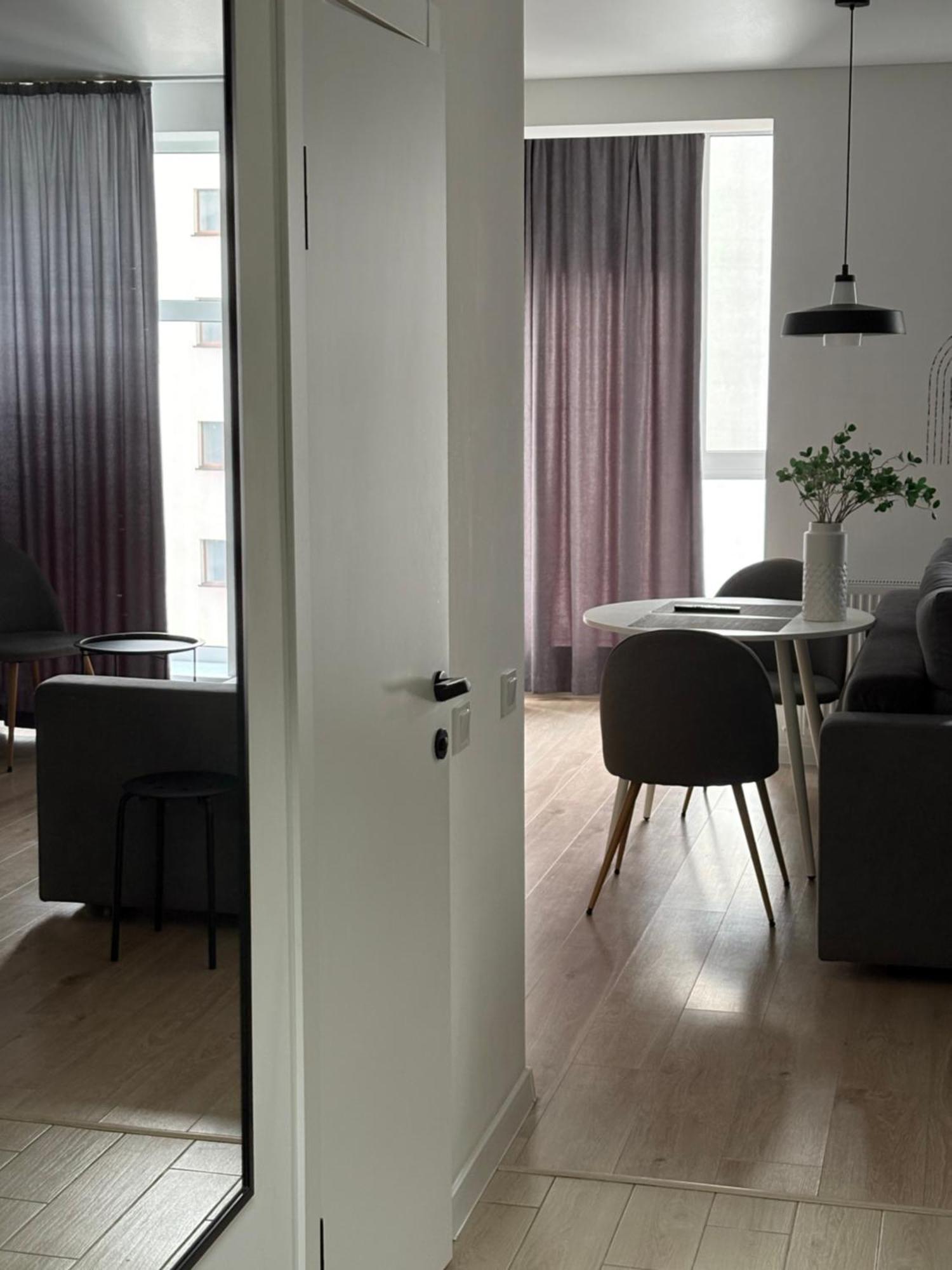 Modern Studio City Center Дуже Тепло! Netflix Khmelʼnytsʼkyy Εξωτερικό φωτογραφία